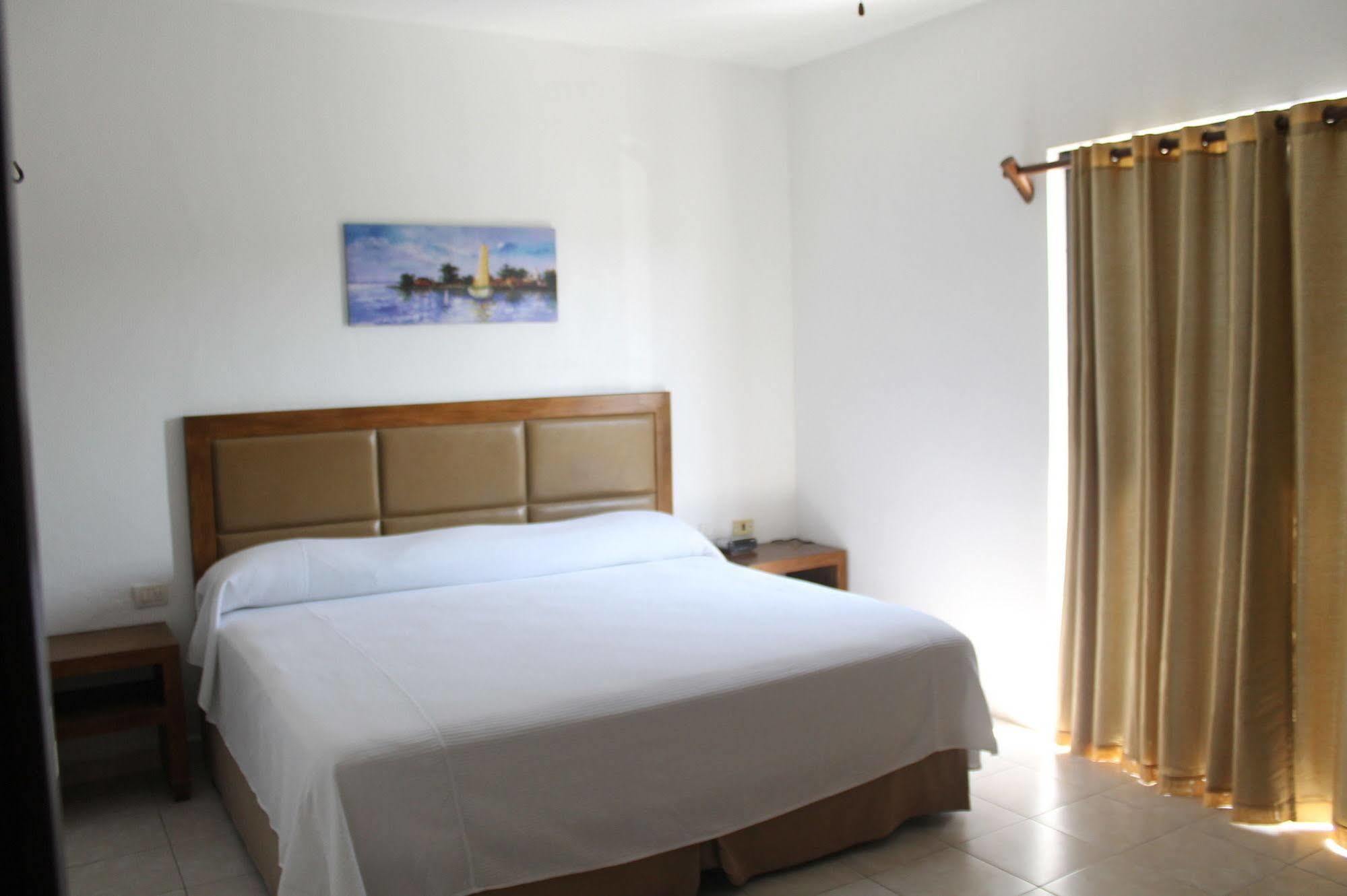Chac Chi Hotel & Suites Isla Mujeres Zewnętrze zdjęcie
